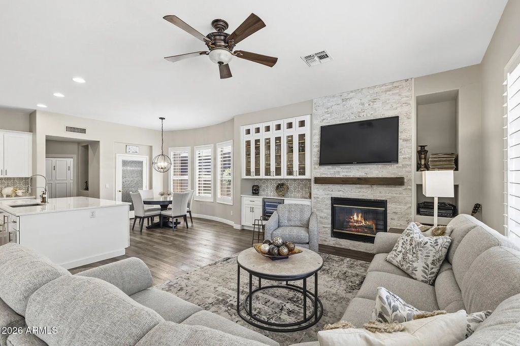 41014 N Republic Way, Anthem