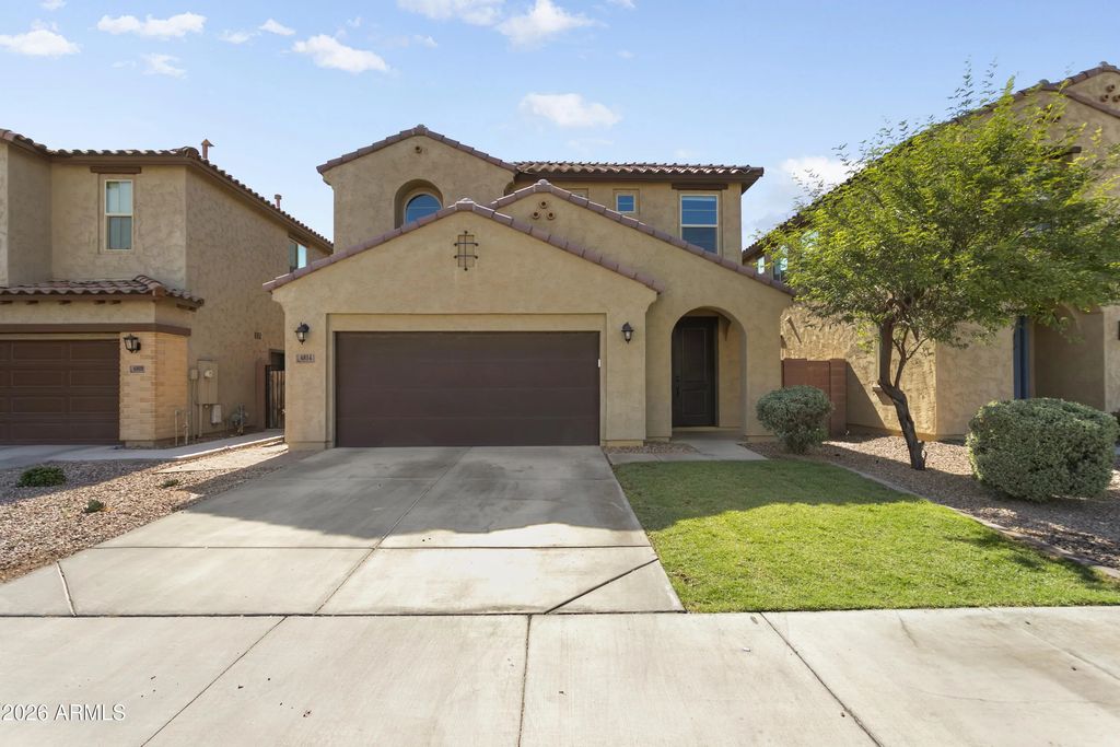6814 N 88th Lane, Glendale