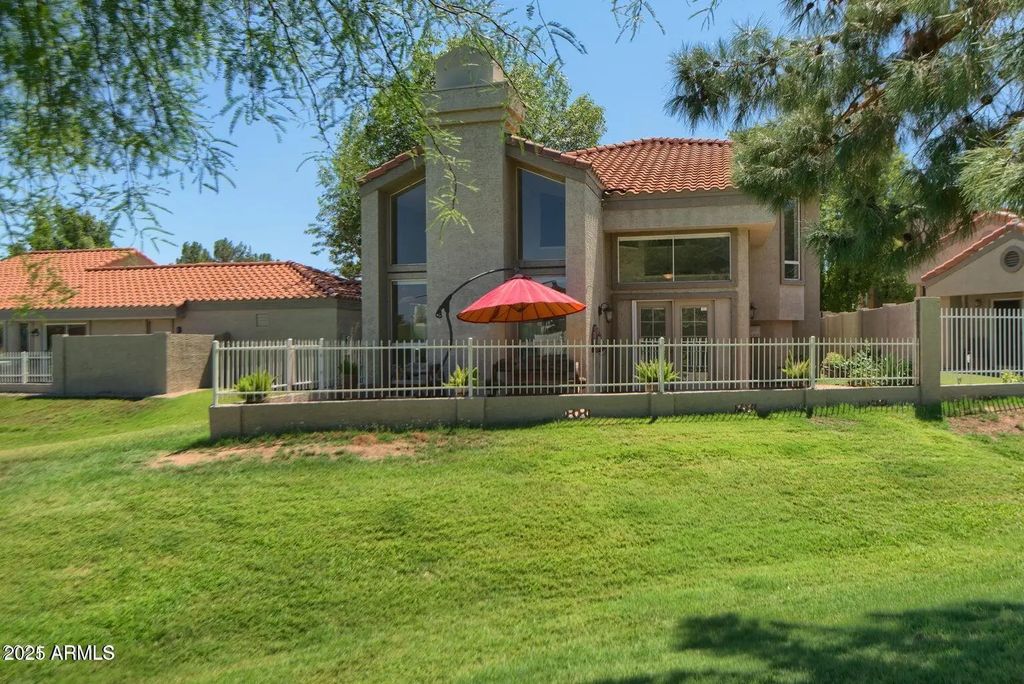 4020 E Laurel Lane, Phoenix