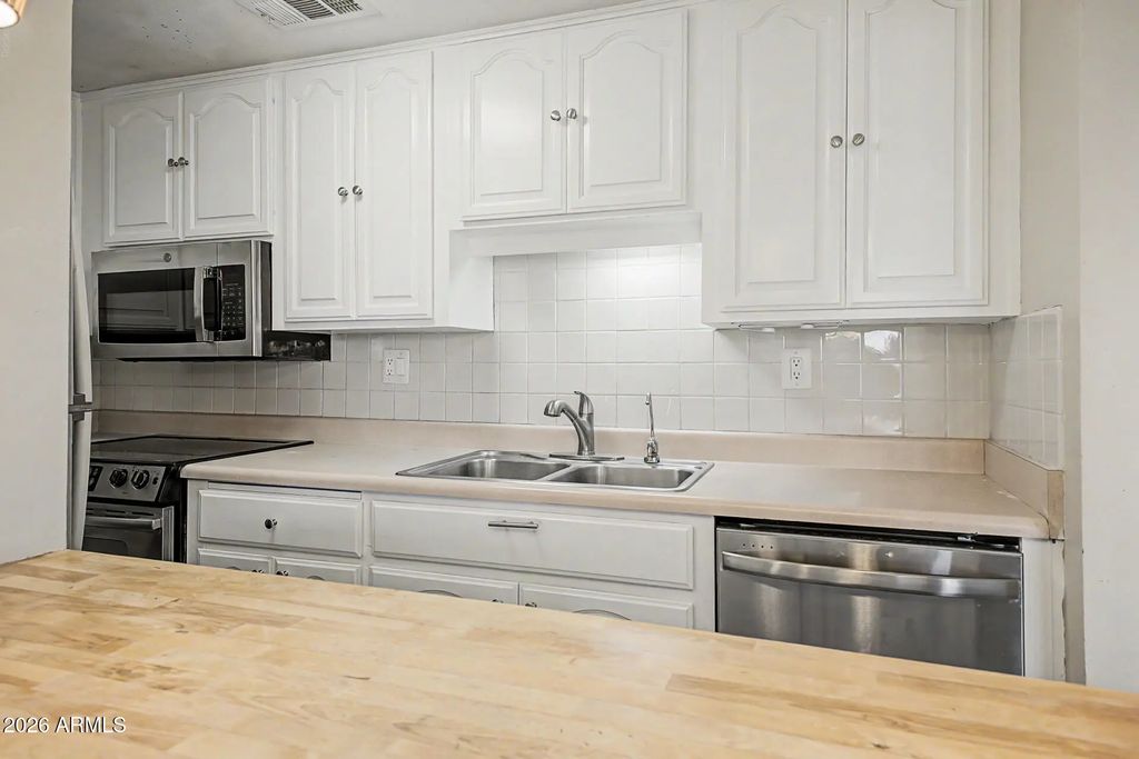 424 W Brown Road (unit 207), Mesa