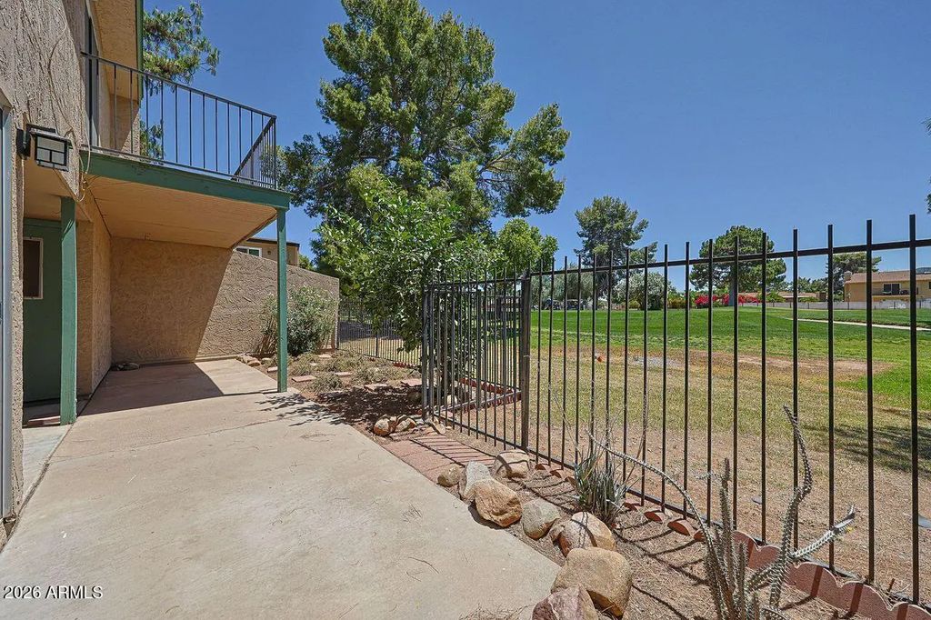 4607 W Continental Drive, Glendale