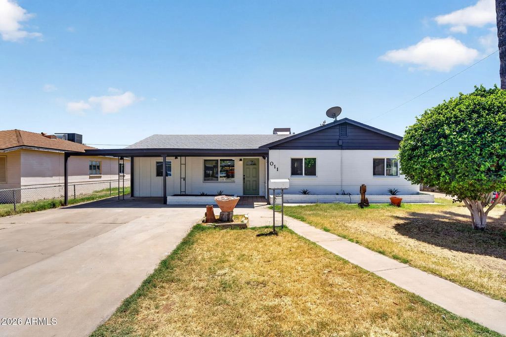 5011 W Flynn Lane, Glendale