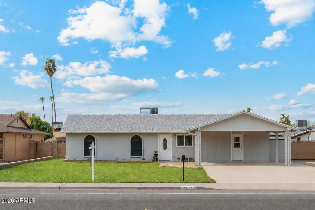 9716 N 55th Avenue, Glendale