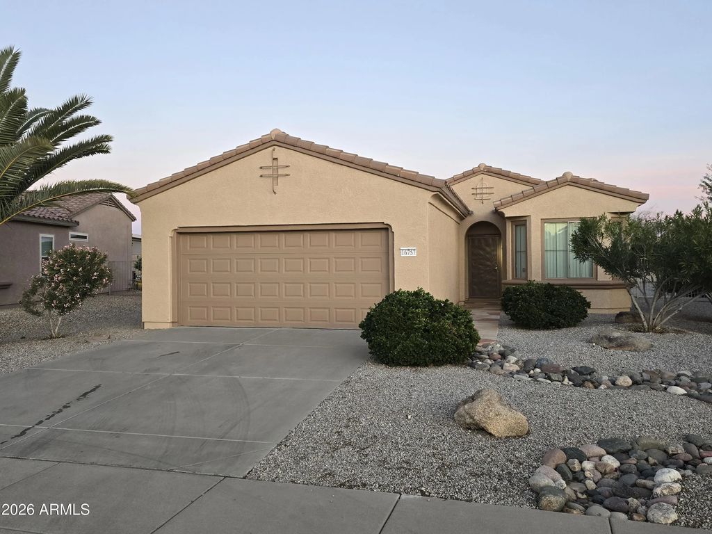 16757 W Villagio Drive, Surprise