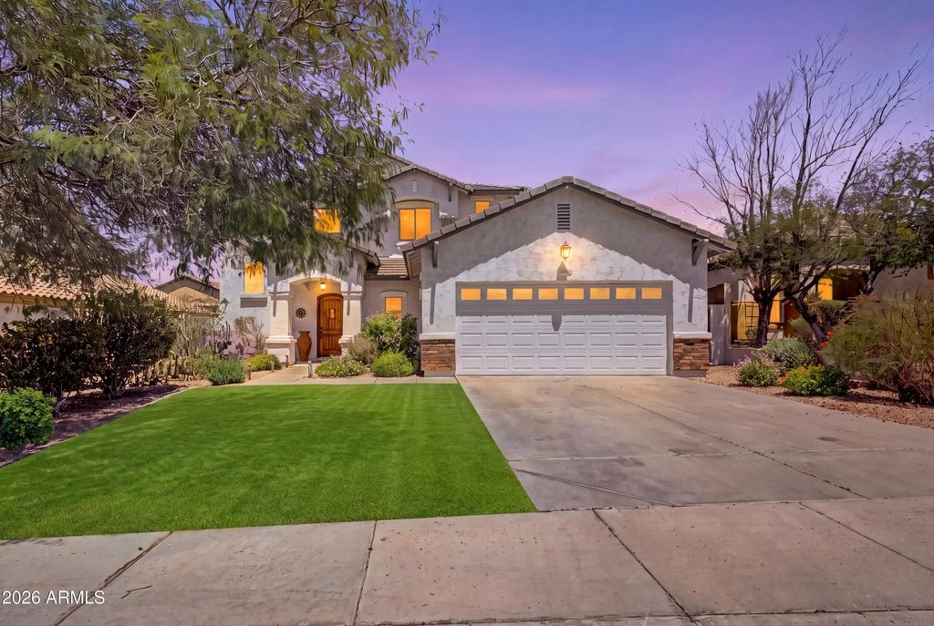 10594 W Lone Cactus Drive, Peoria