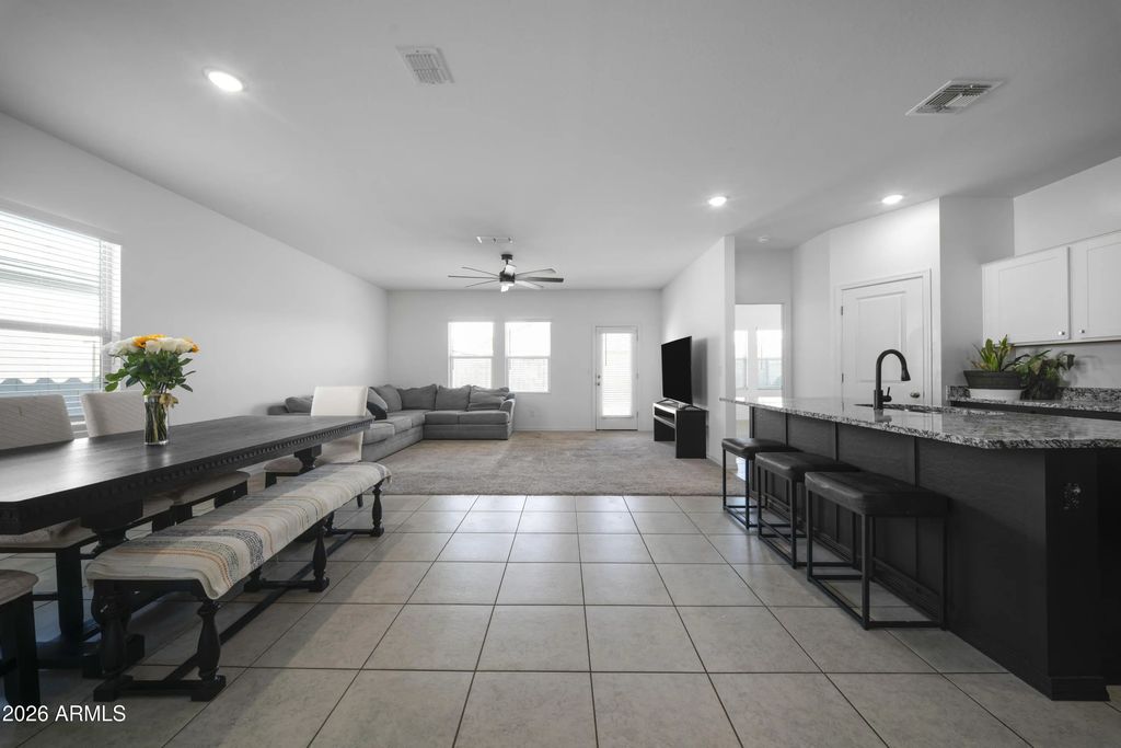 5619 W Moody Trail, Laveen