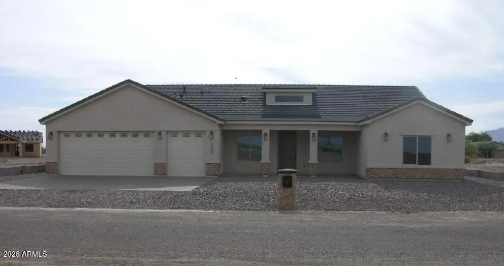 3745 N Cocopa Drive, Eloy