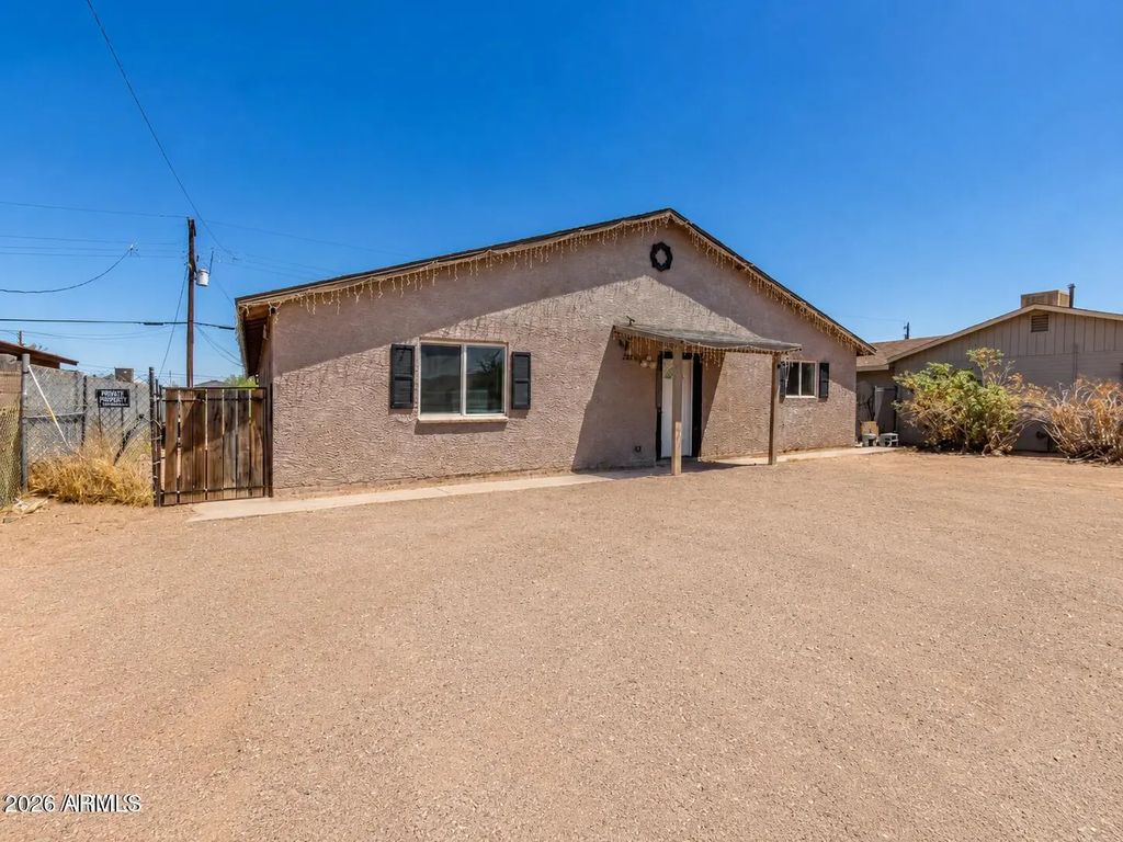 2828 E Chipman Road, Phoenix