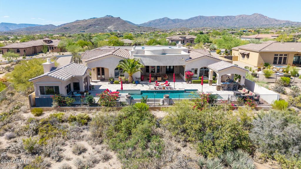 9817 E Winter Sun Drive, Scottsdale