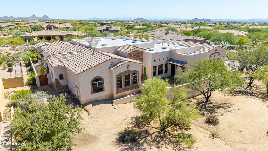 9817 E Winter Sun Drive, Scottsdale