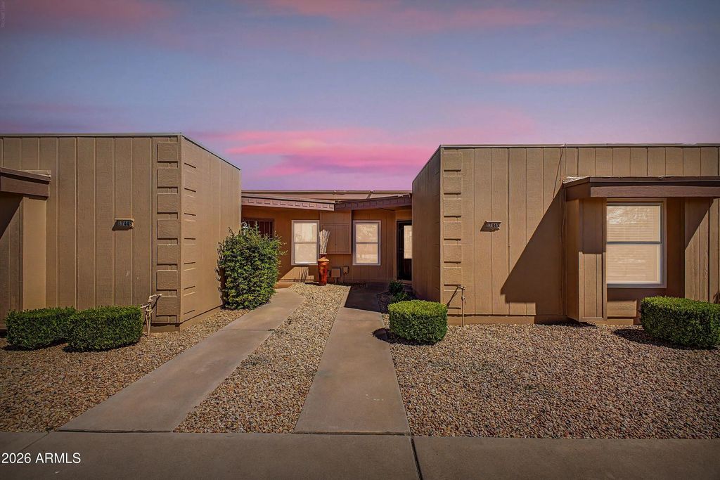 17443 N 105th Avenue, Sun City