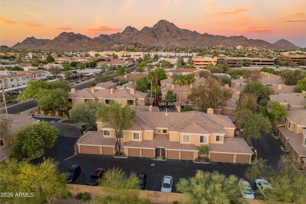 1411 E Orangewood Avenue (unit 242), Phoenix