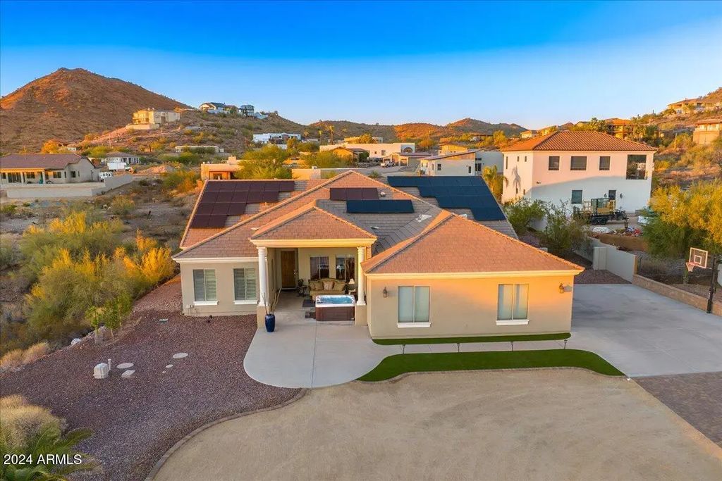 412 E Yearling Road, Phoenix