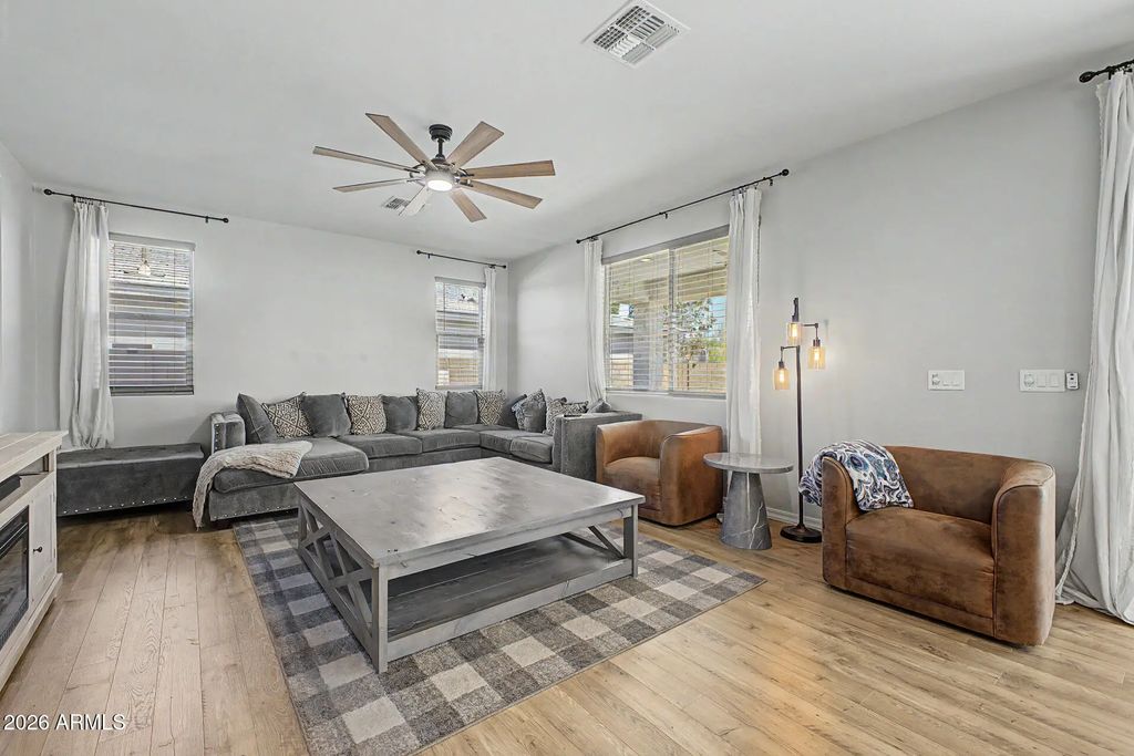 19689 W Glenrosa Avenue, Litchfield Park