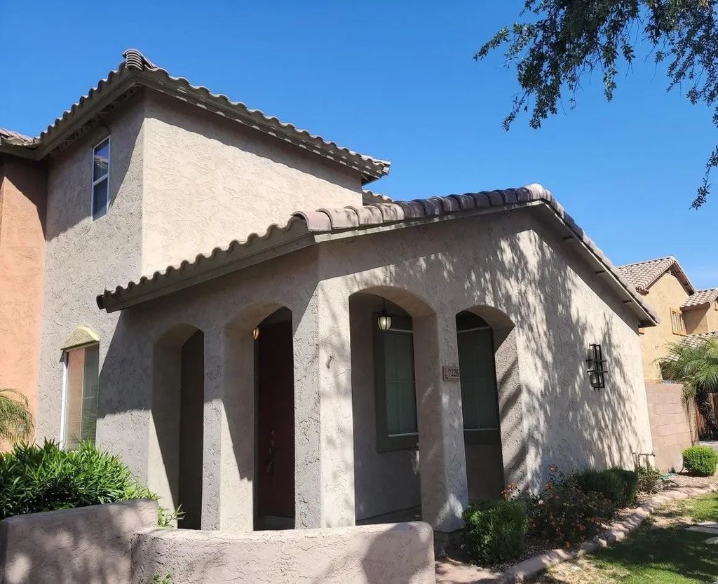 7226 S 48th Glen, Laveen