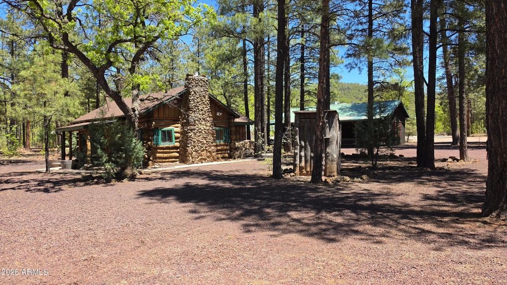 182 W White Mountain Boulevard, Lakeside