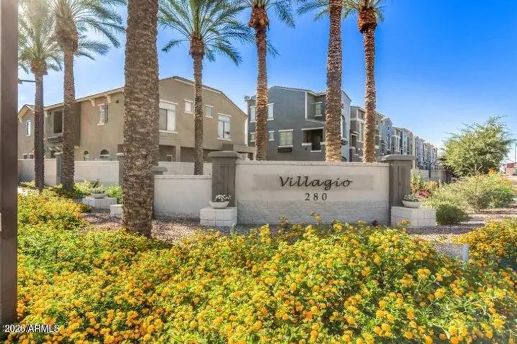 2401 E Rio Salado Parkway (unit 1072), Tempe