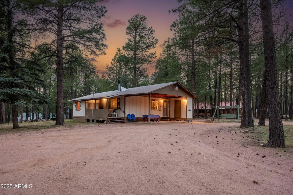 2190 Old Rim Road, Forest Lakes