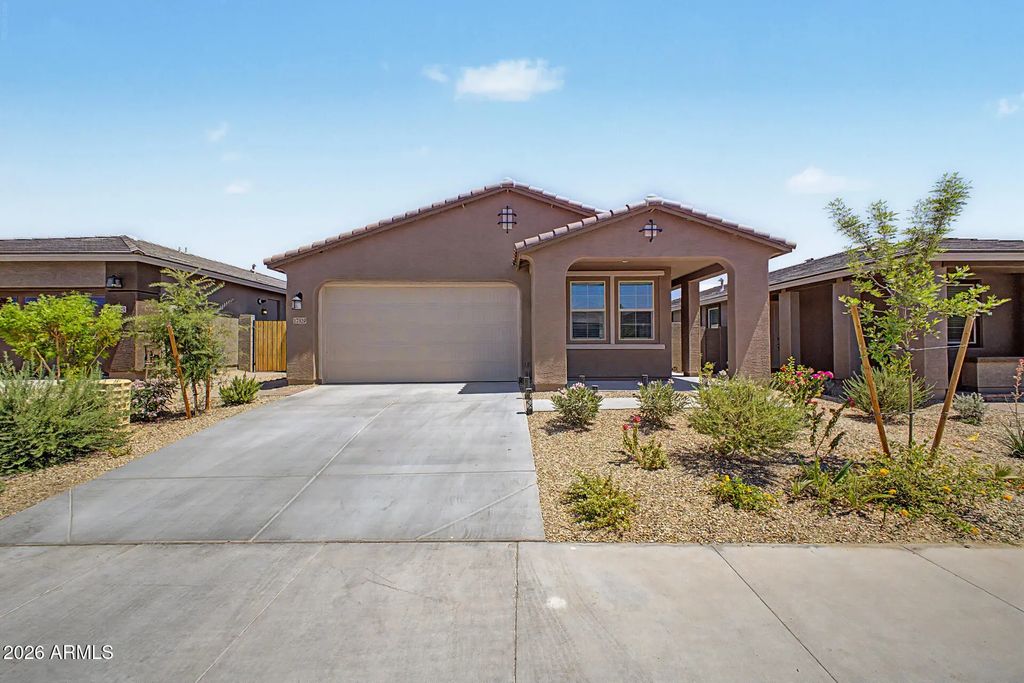 17329 W Desert Sage Drive, Goodyear