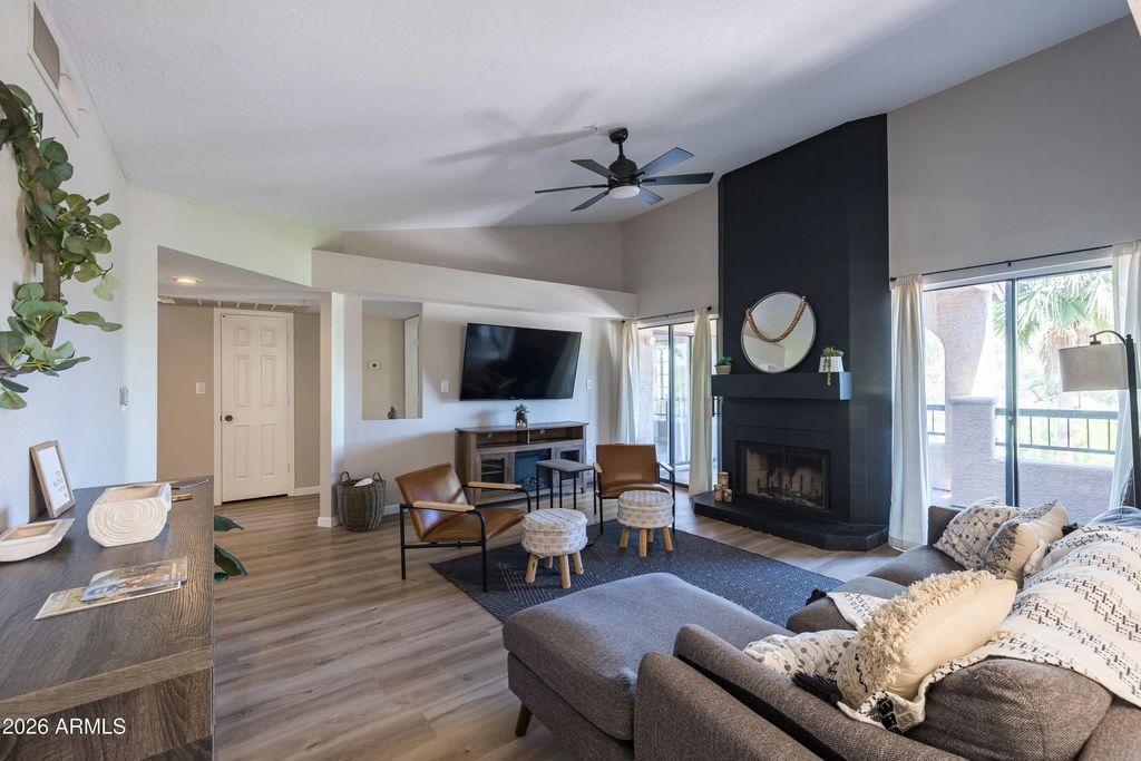 9795 N 93rd Way (unit 263), Scottsdale