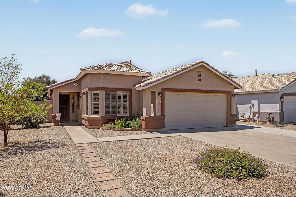 3239 E Woodside Way, Gilbert