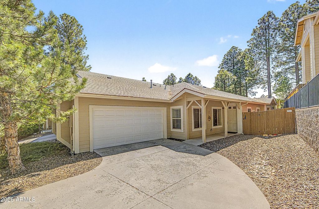 1113 N Flowing Springs Trail, Flagstaff
