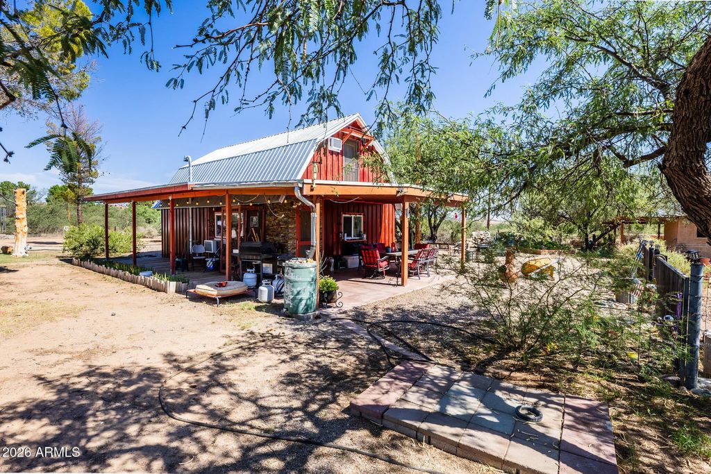 1052 W Desert Rose Lane, Saint David