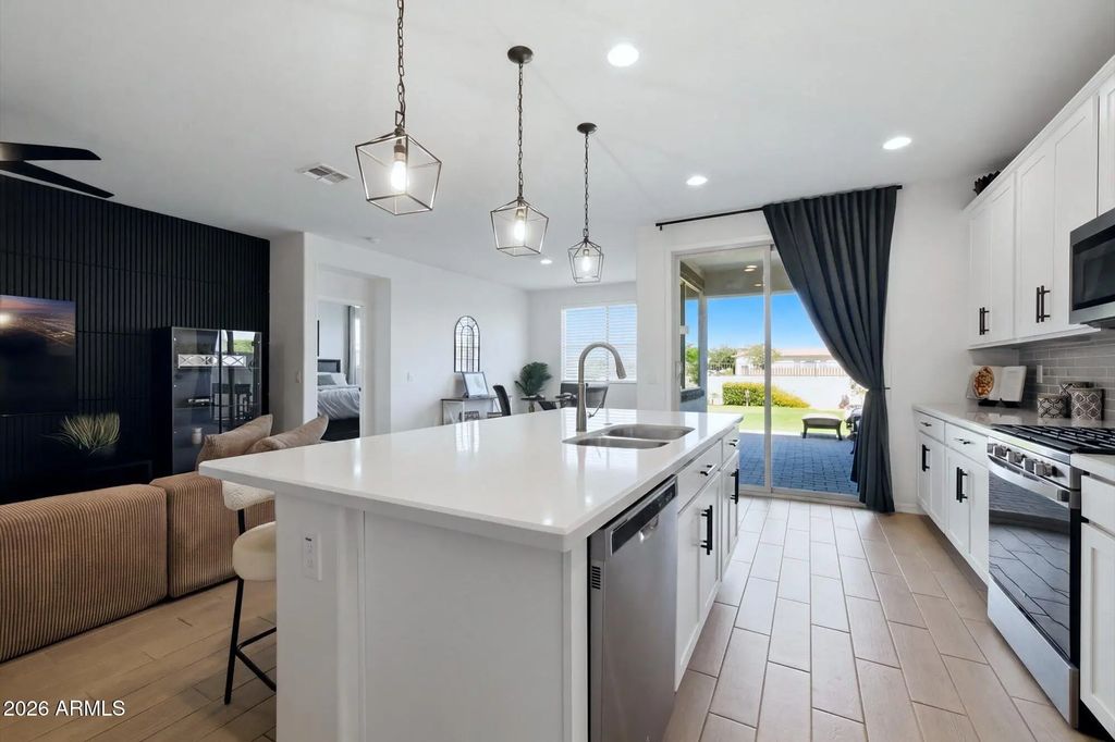 25505 S 225th Place, Queen Creek