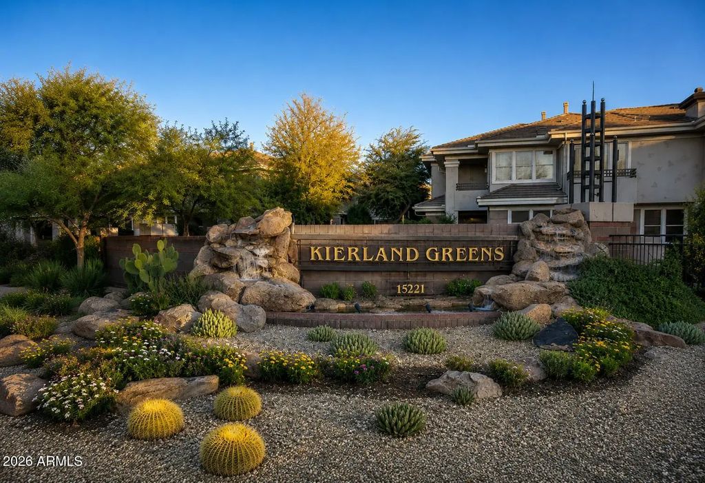 15221 N Clubgate Drive (unit 2036), Scottsdale