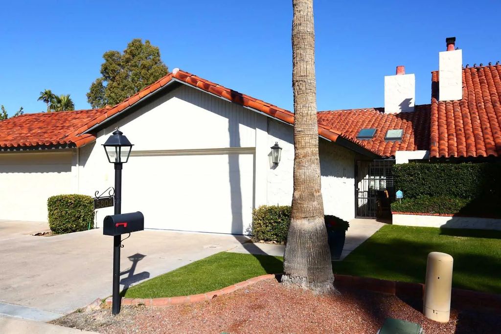 5804 N Scottsdale Road, Paradise Valley