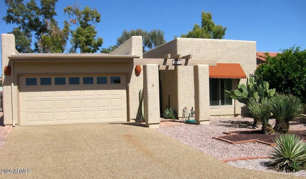 26621 S Lakemont Drive, Sun Lakes