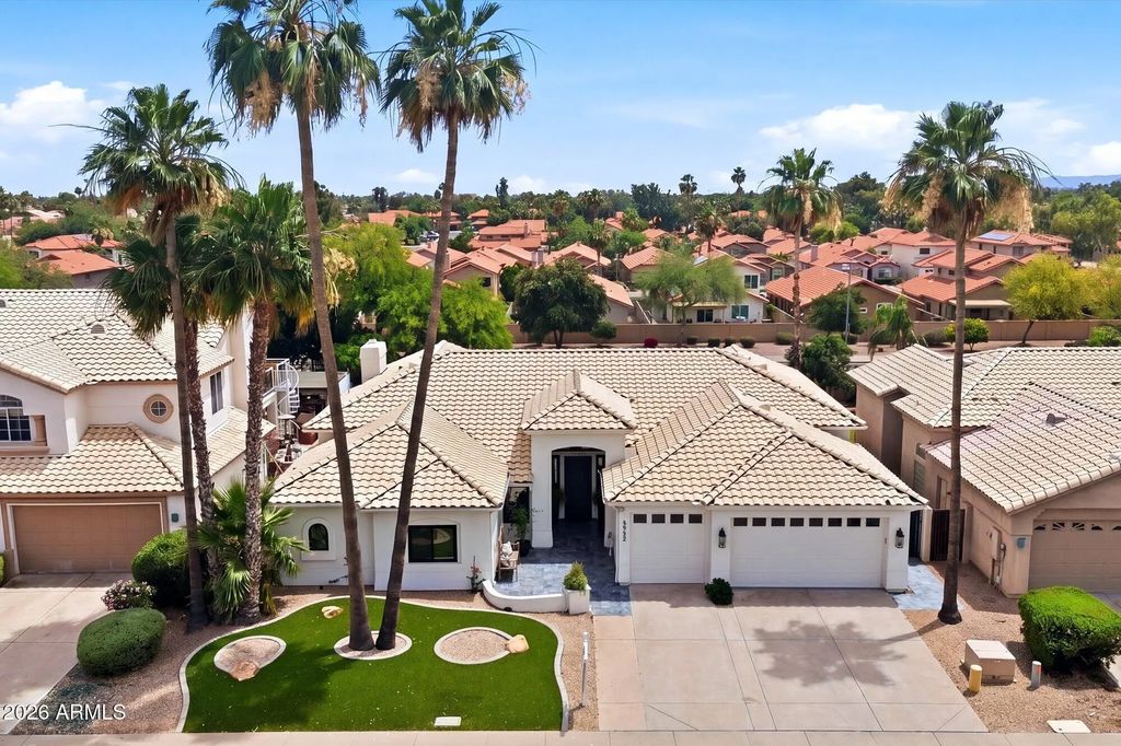 8953 E Captain Dreyfus Avenue, Scottsdale