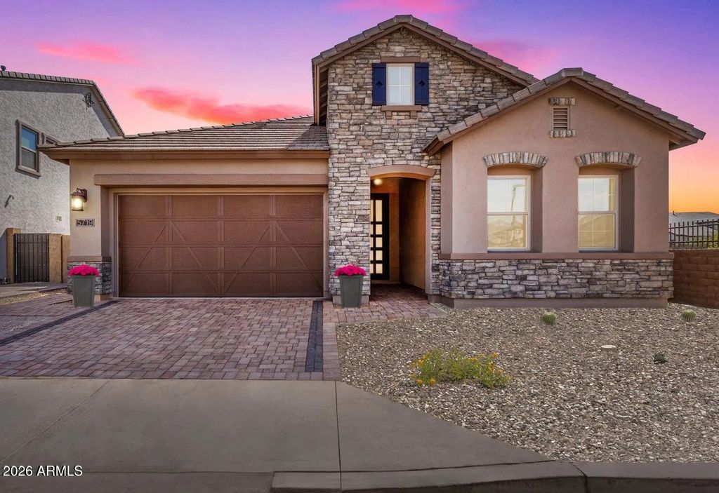 5719 E Sayan Street, Mesa