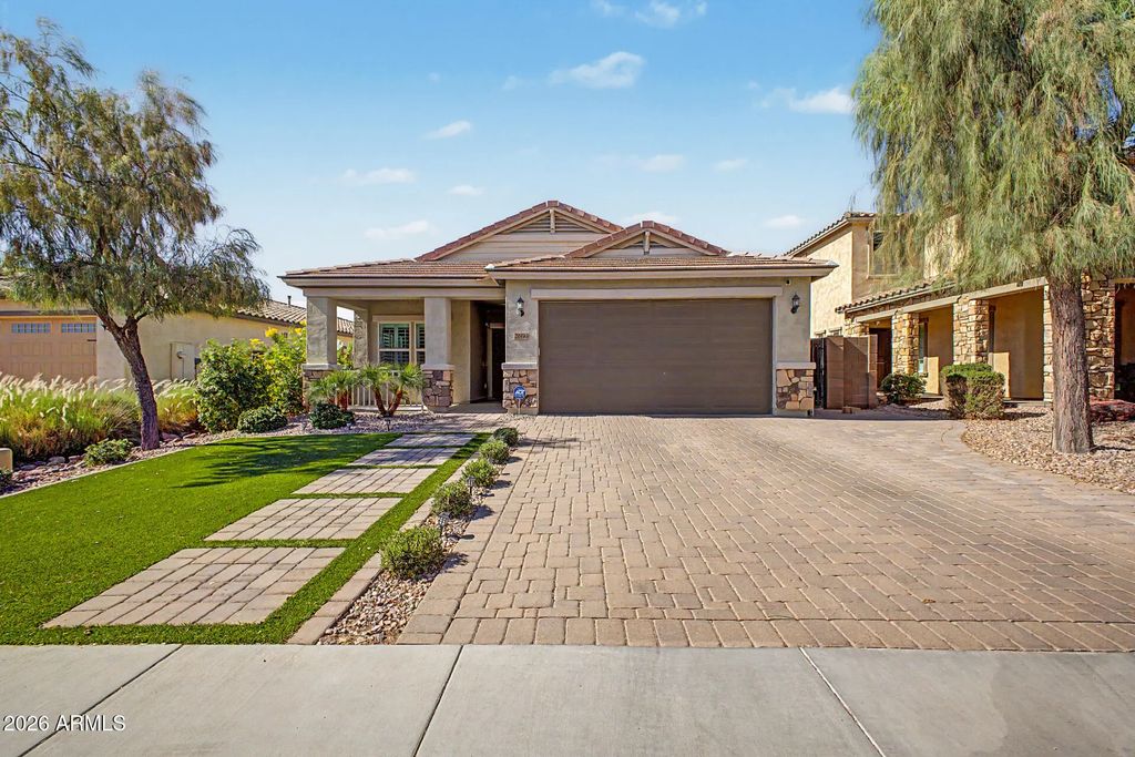 2694 E Runaway Bay Place, Gilbert
