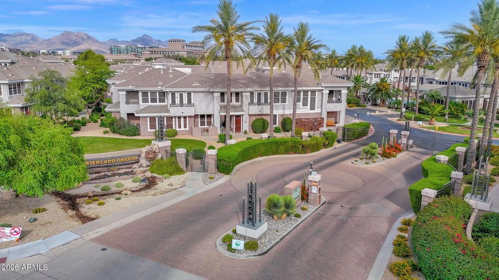15221 N Clubgate Drive (unit 2123), Scottsdale