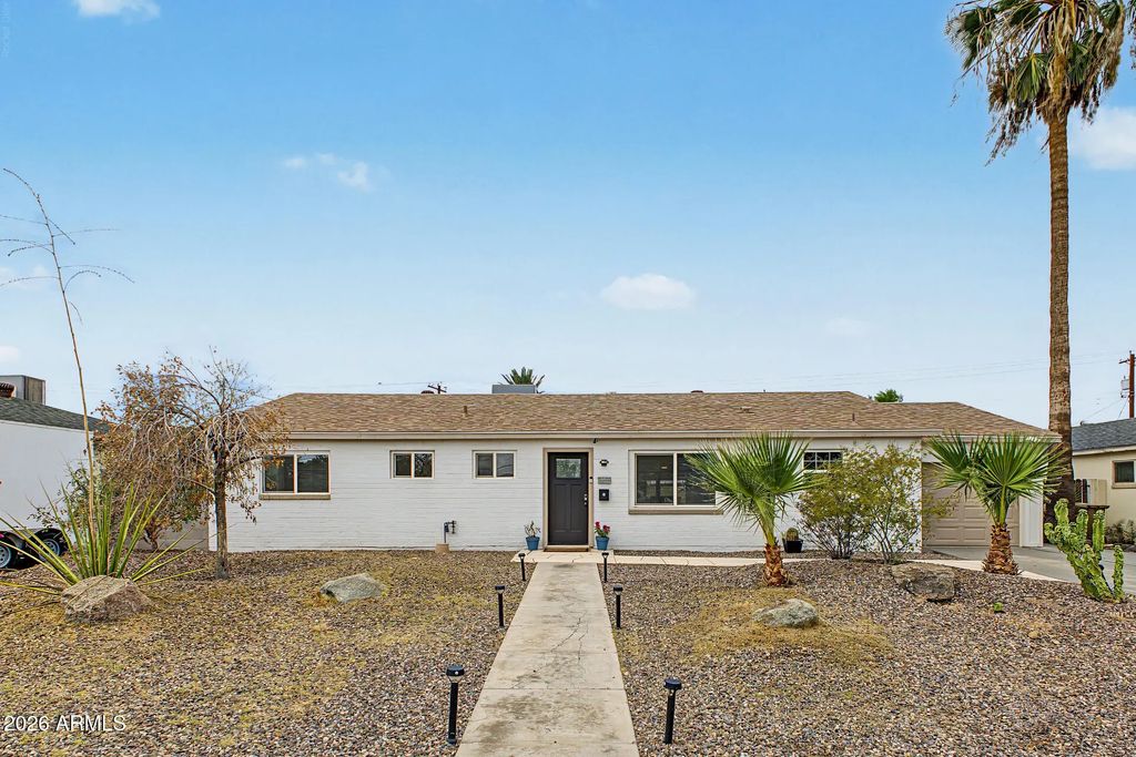 2208 W San Miguel Avenue, Phoenix