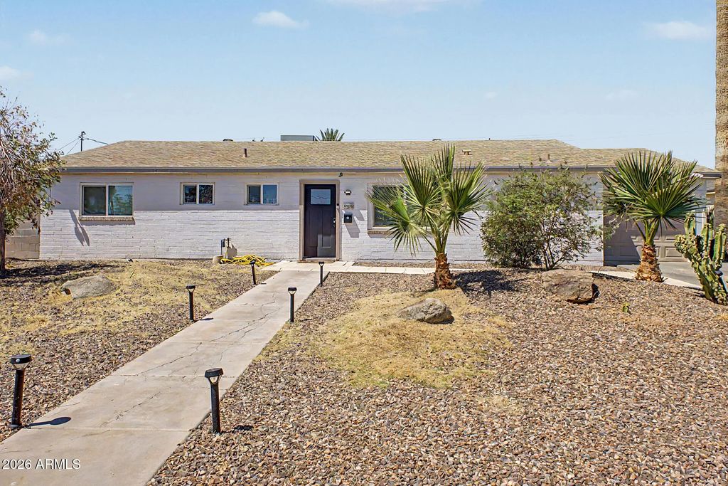 2208 W San Miguel Avenue, Phoenix