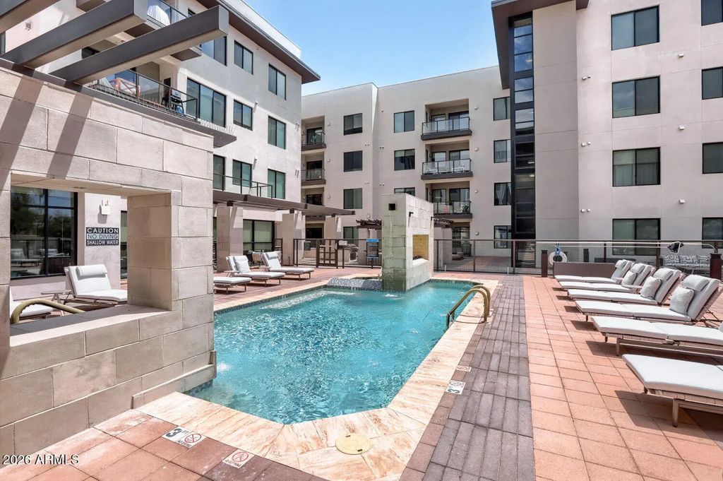 7300 E Earll Drive (unit 1016), Scottsdale