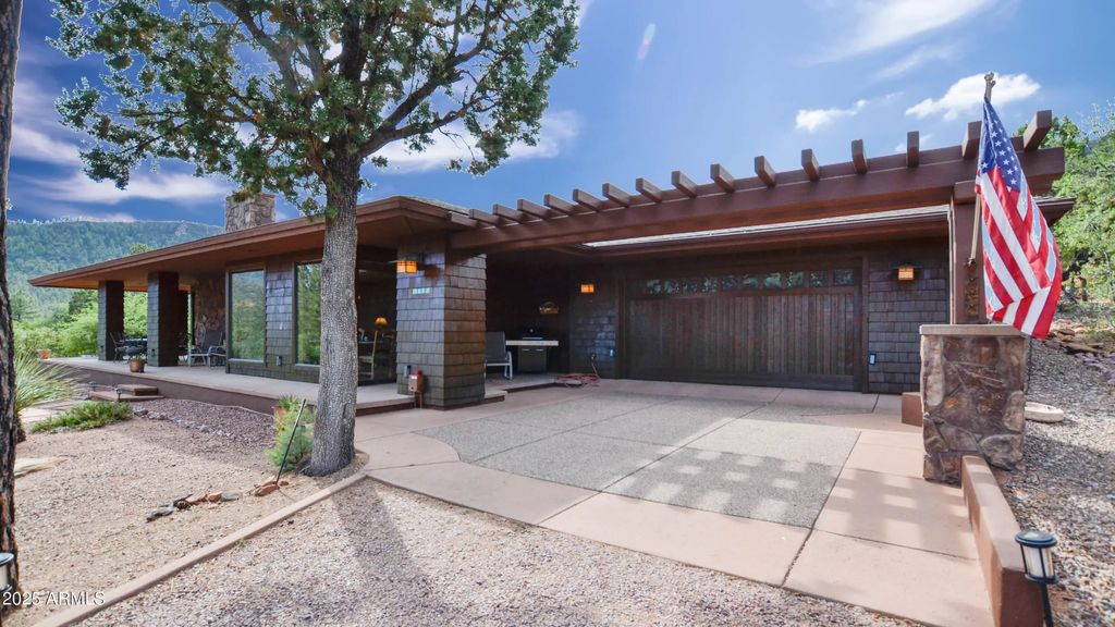 6682 W Windsong Lane, Pine