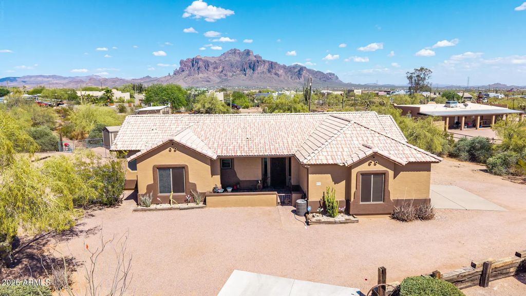 931 E Echo Circle, Apache Junction