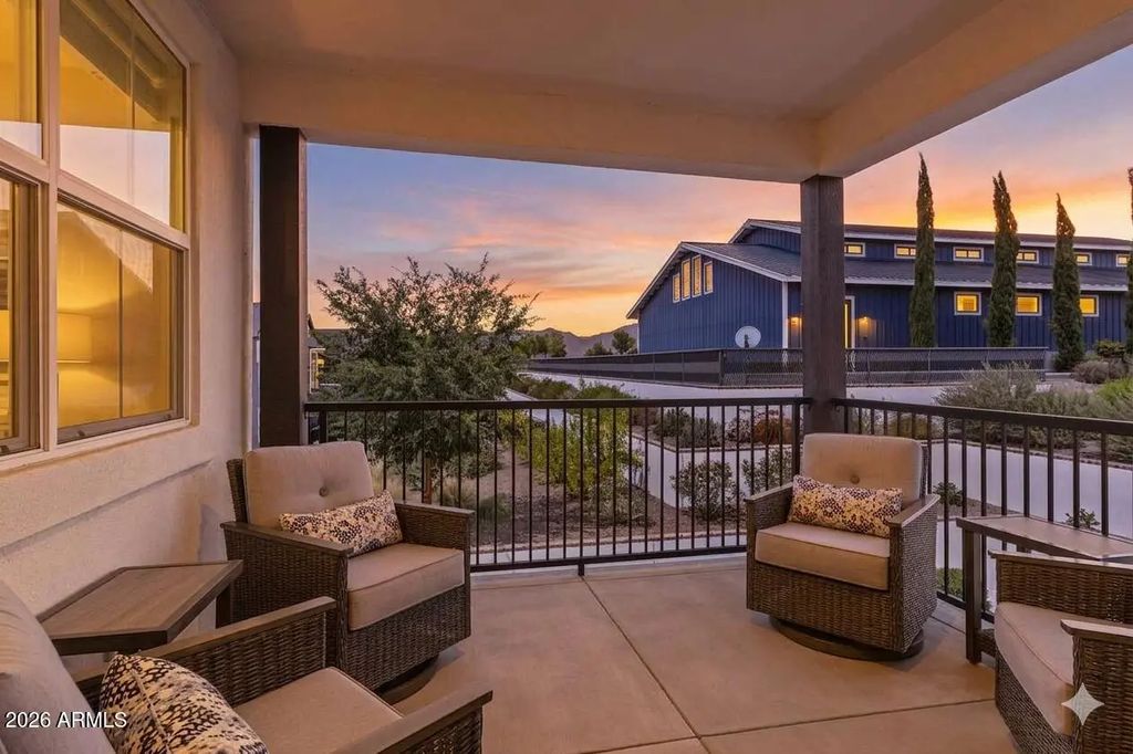 11300 N Casa Dega Drive (unit 1049), Surprise