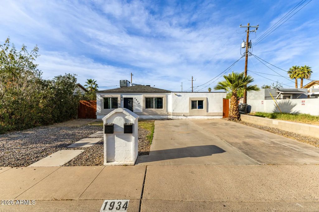 1934 E Monte Vista Road, Phoenix