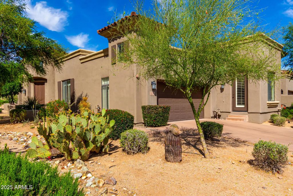9270 E Thompson Peak Parkway (unit 326), Scottsdale