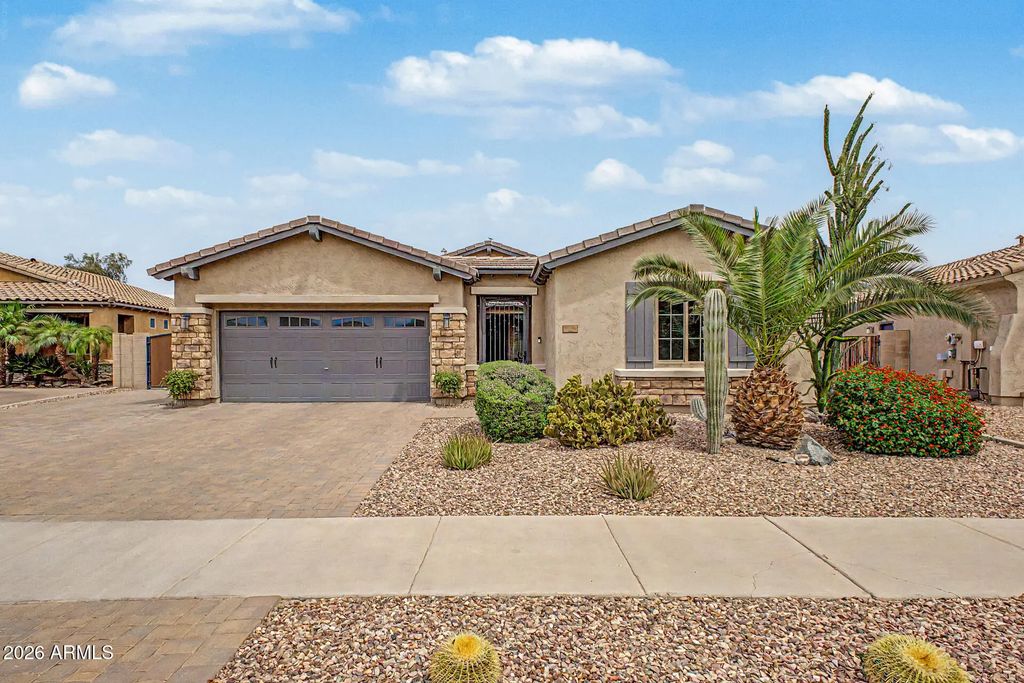 14468 W Desert Flower Drive, Goodyear