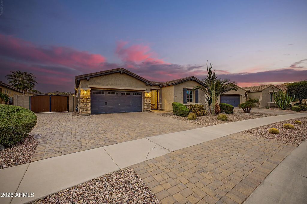 14468 W Desert Flower Drive, Goodyear