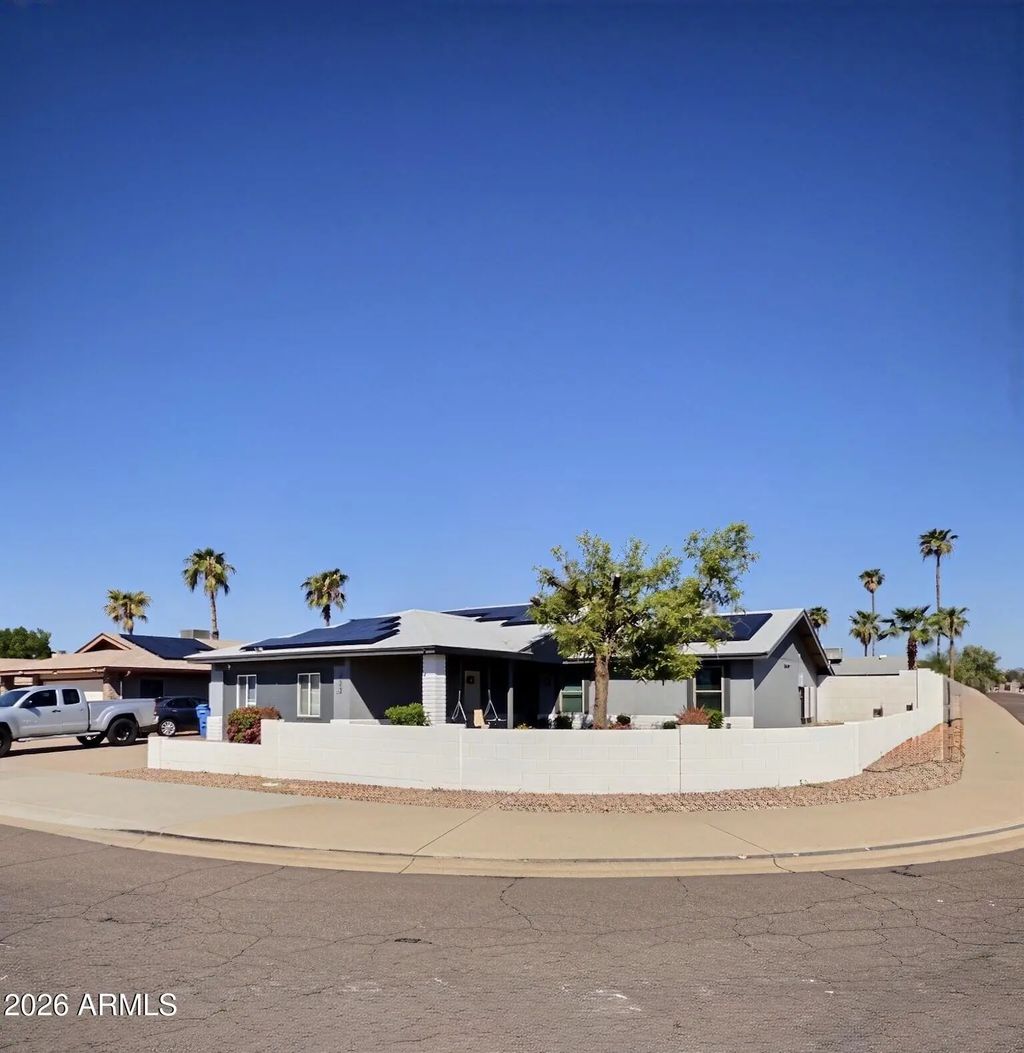 222 W Wescott Drive, Phoenix