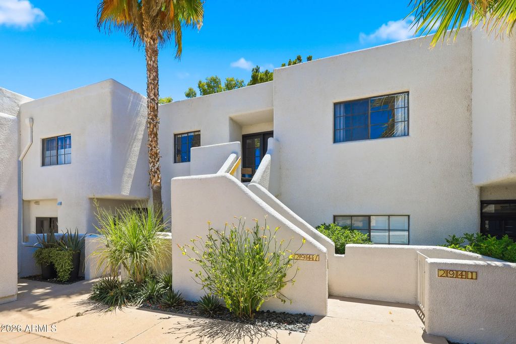 2947 E Rose Lane, Phoenix