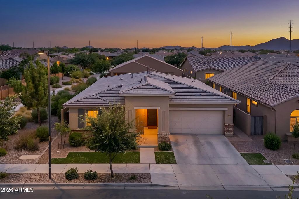 22495 E Silver Creek Lane, Queen Creek
