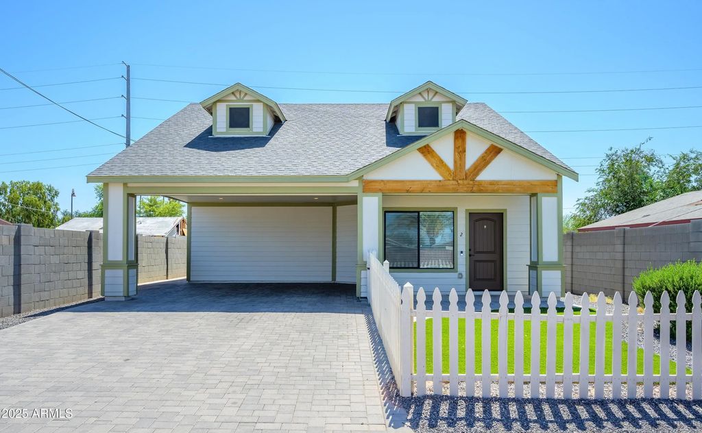 274 N Delaware Street (unit B), Chandler