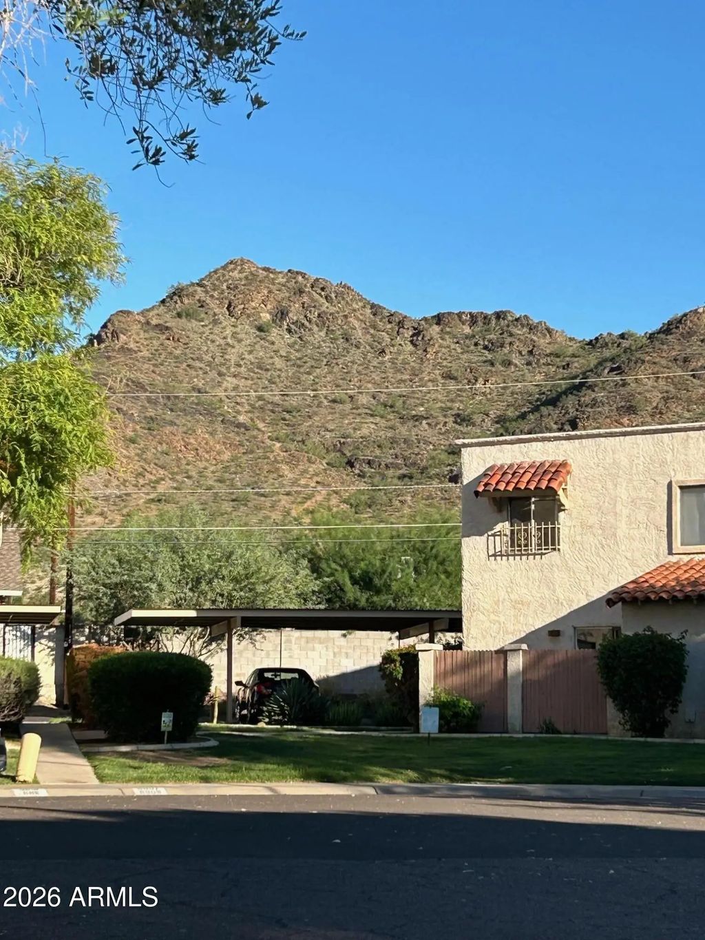 1228 E Lawrence Lane, Phoenix